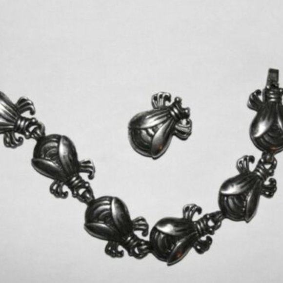 Silver Plated William Spratling Taxco Bug Bracelet Fur Clip Set